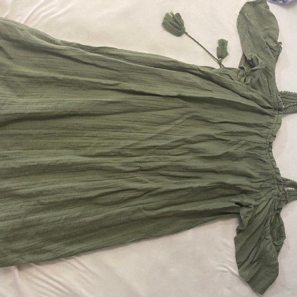 Green Aerie Dress - Picture 4 of 4